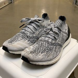 Men's Adidas Ultraboost - Size 10